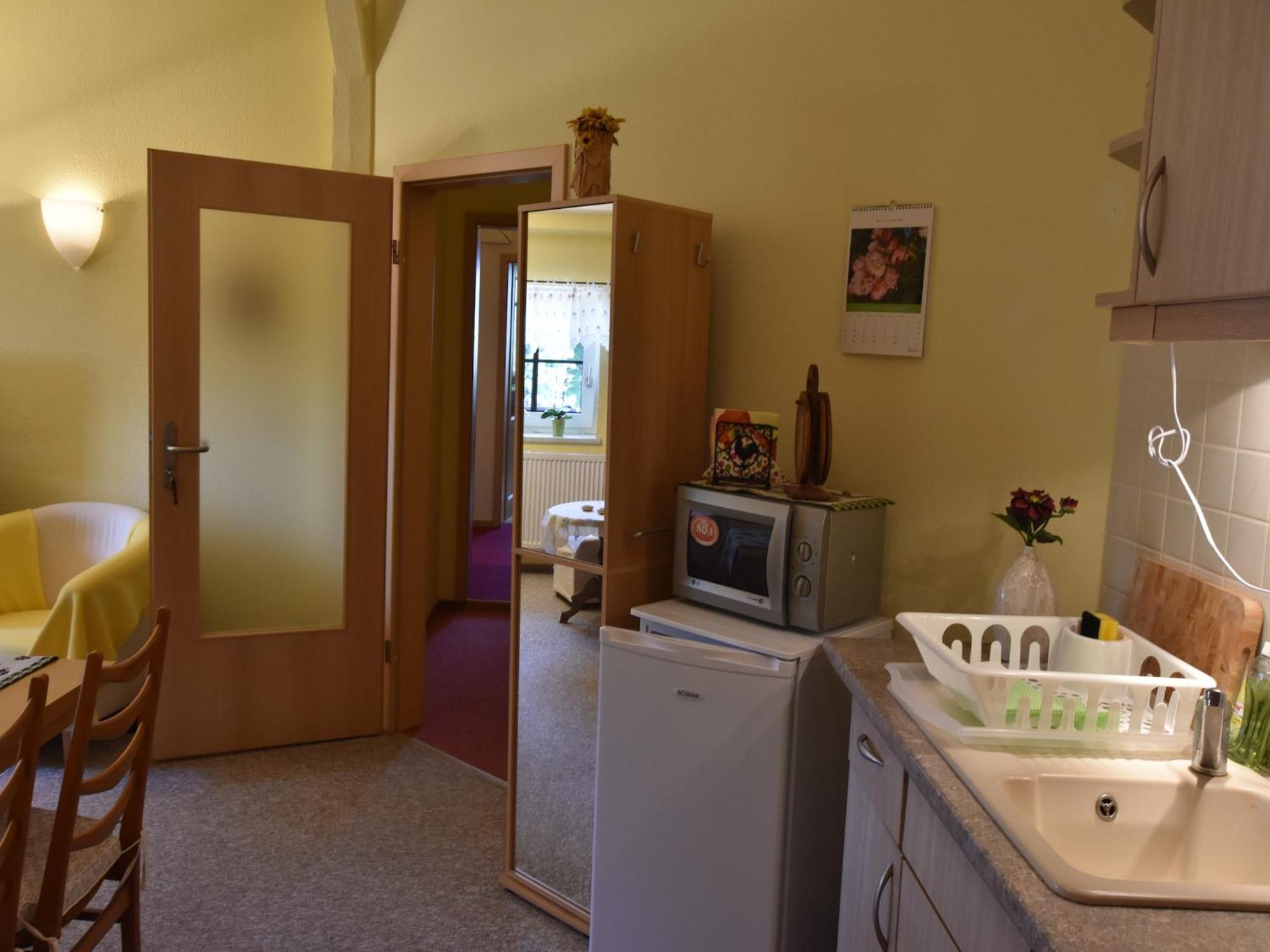 Inviting Apartment In Wendelstorf With Communal Garden Екстериор снимка